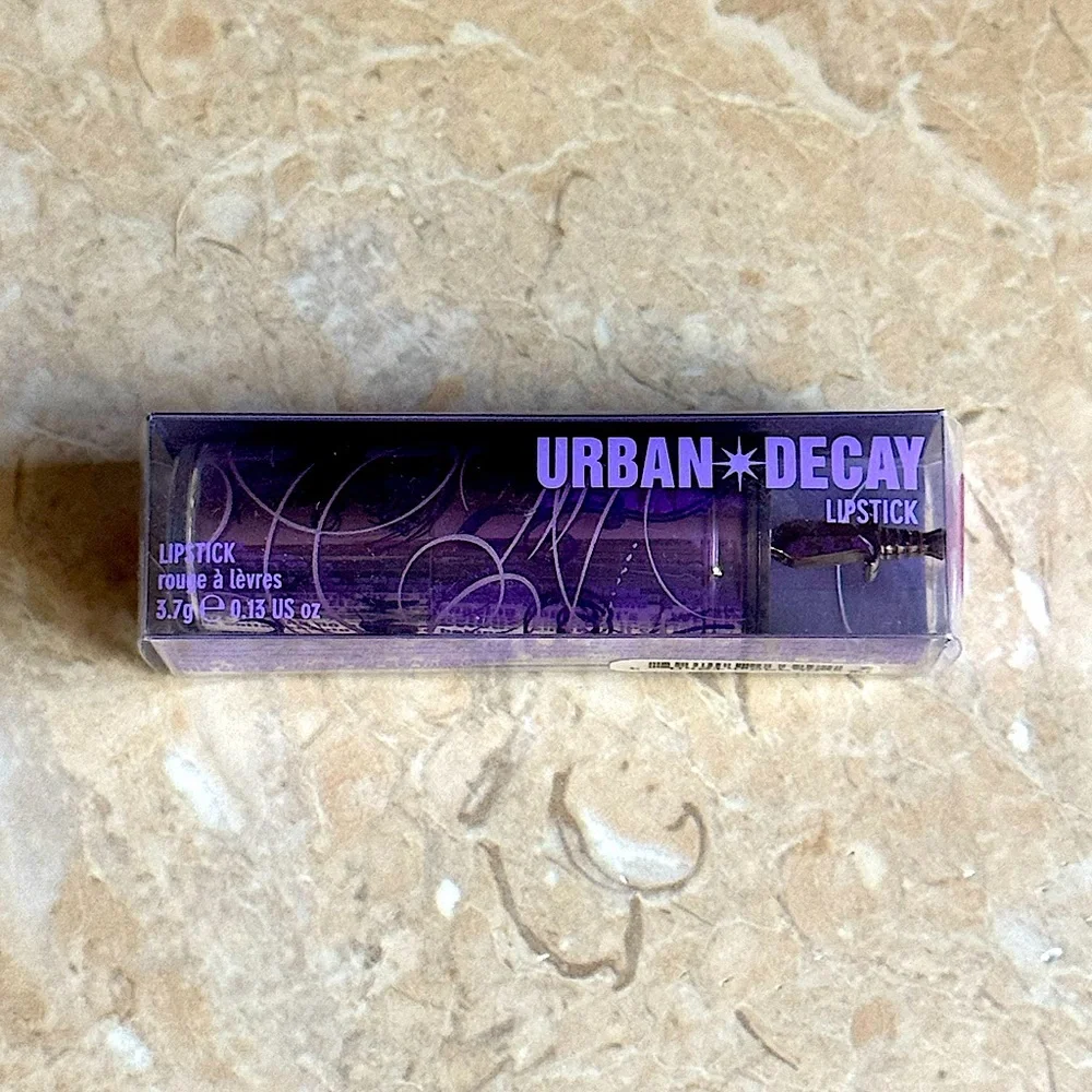 Urban Decay Lipstick Trainwreck Fuchsia Pink NEW IN BOX
